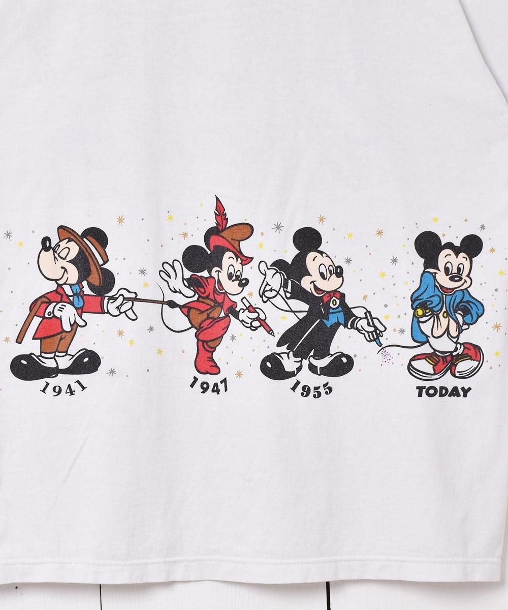 90s Minnie Mouse  through the year