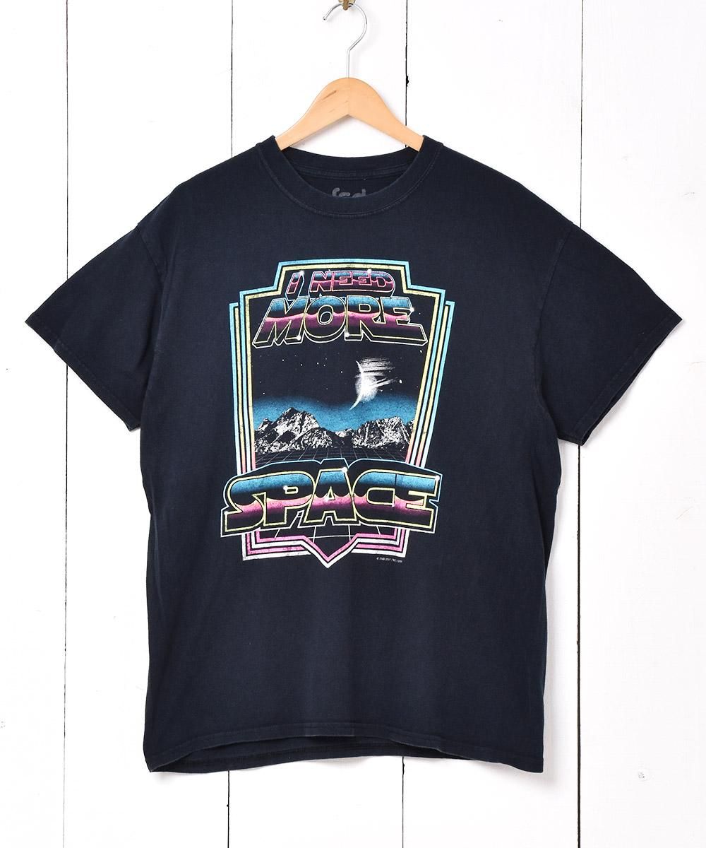 I Need More Space グラフィック プリントTシャツ - 古着屋