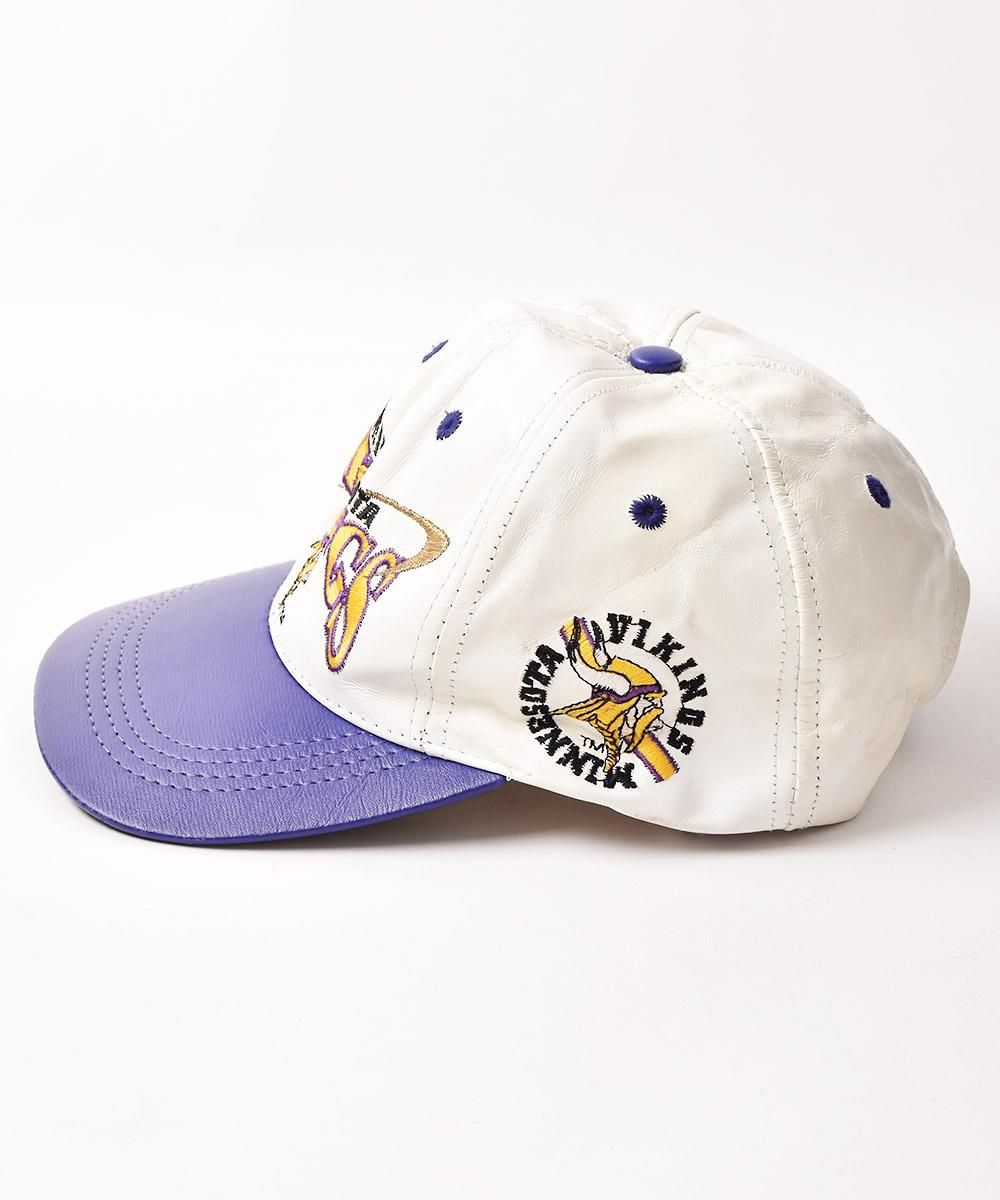 アメリカ製 「MINNESOTA VIKINGS」刺繍入り レザー キャップ