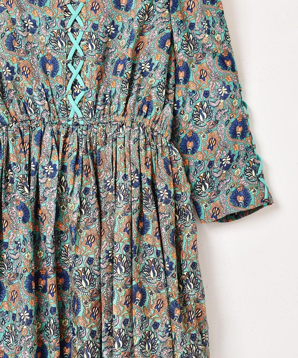 4色展開】「Emerald Motel」総柄 長袖レースアップ ワンピース