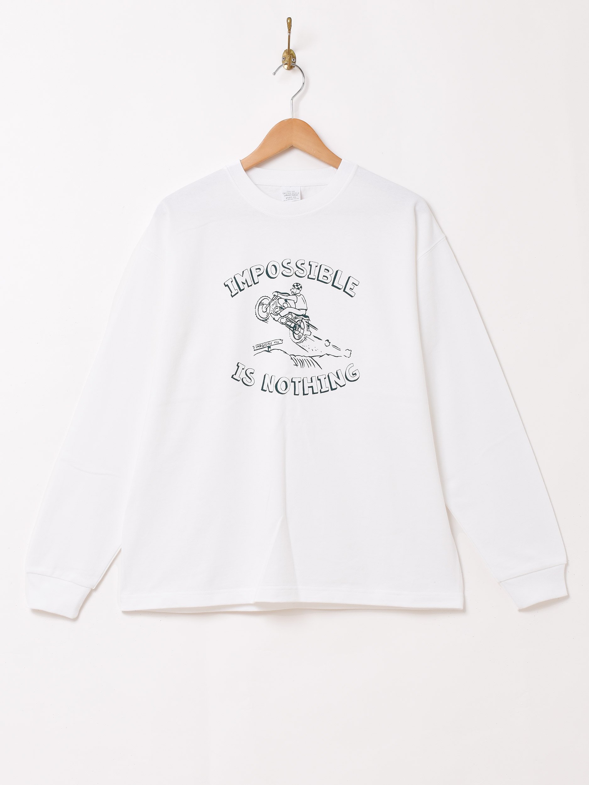 2色展開】プリント ロングスリーブTシャツ「IMPOSSIBLE IS NOTHING」 ブラック - 古着のネット通販サイト 古着屋グレープフルーツ  ムーン(Grapefruitmoon)Onlineshop ヴィンテージアイテム・レトロファッション