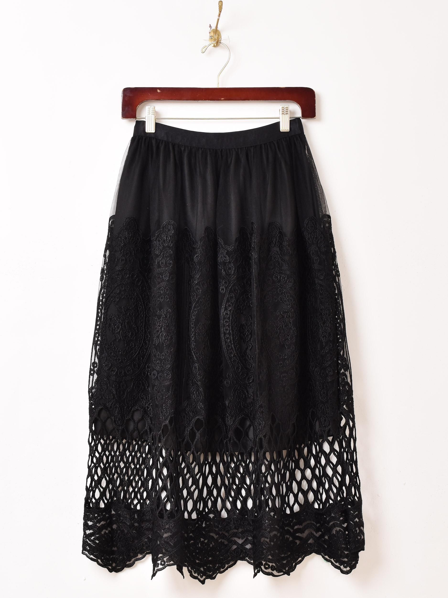 プープレフルルのチューリップ刺繍スカート　ブラック CELFORD×P.J. REDOUTEコラボ】 Rosa刺繍チュールスカート(SKIRT