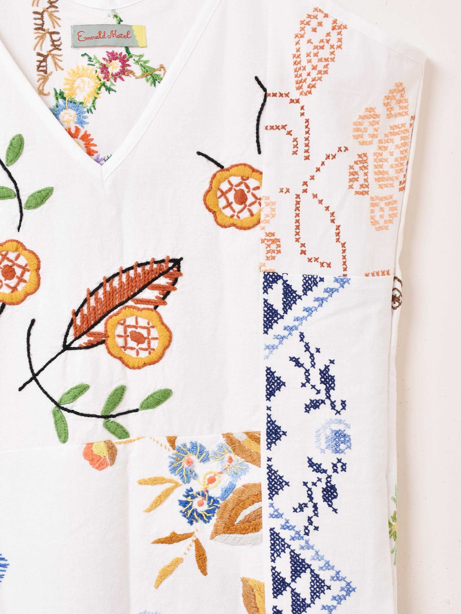 【一点物】花柄刺繍トップス　ヴィンテージファブリック　リメイク古着 一点物】花柄刺繍トップスヴィンテージファブリックリメイク古着