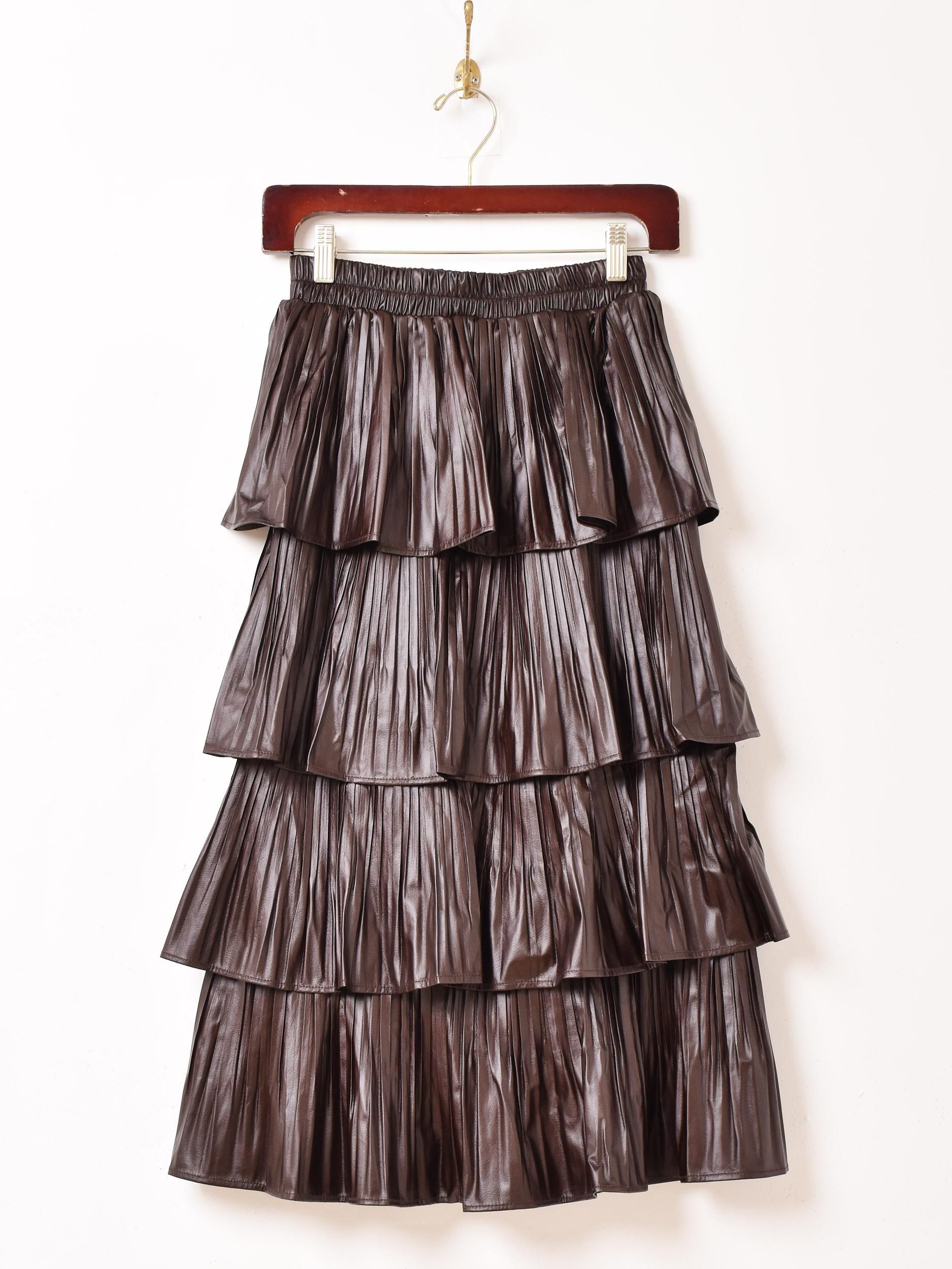 3色展開】「Meridian」フェイクレザー ラッフルスカート ブラック