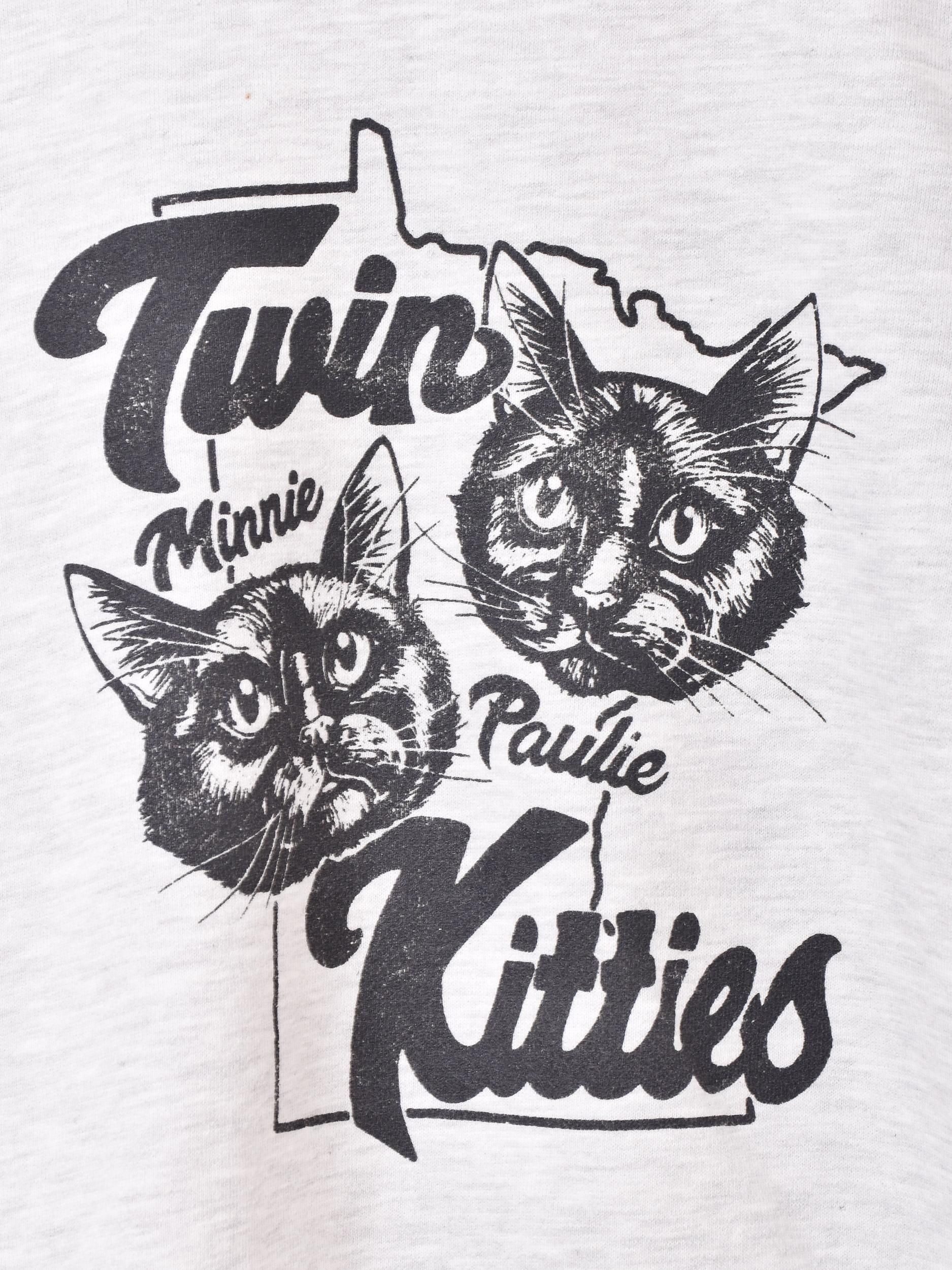 プリントスウェットシャツ「Twin Kitties」 グレー - 古着屋 プリントスウェットシャツ「Twin Kitties」 グレー - 古着屋
