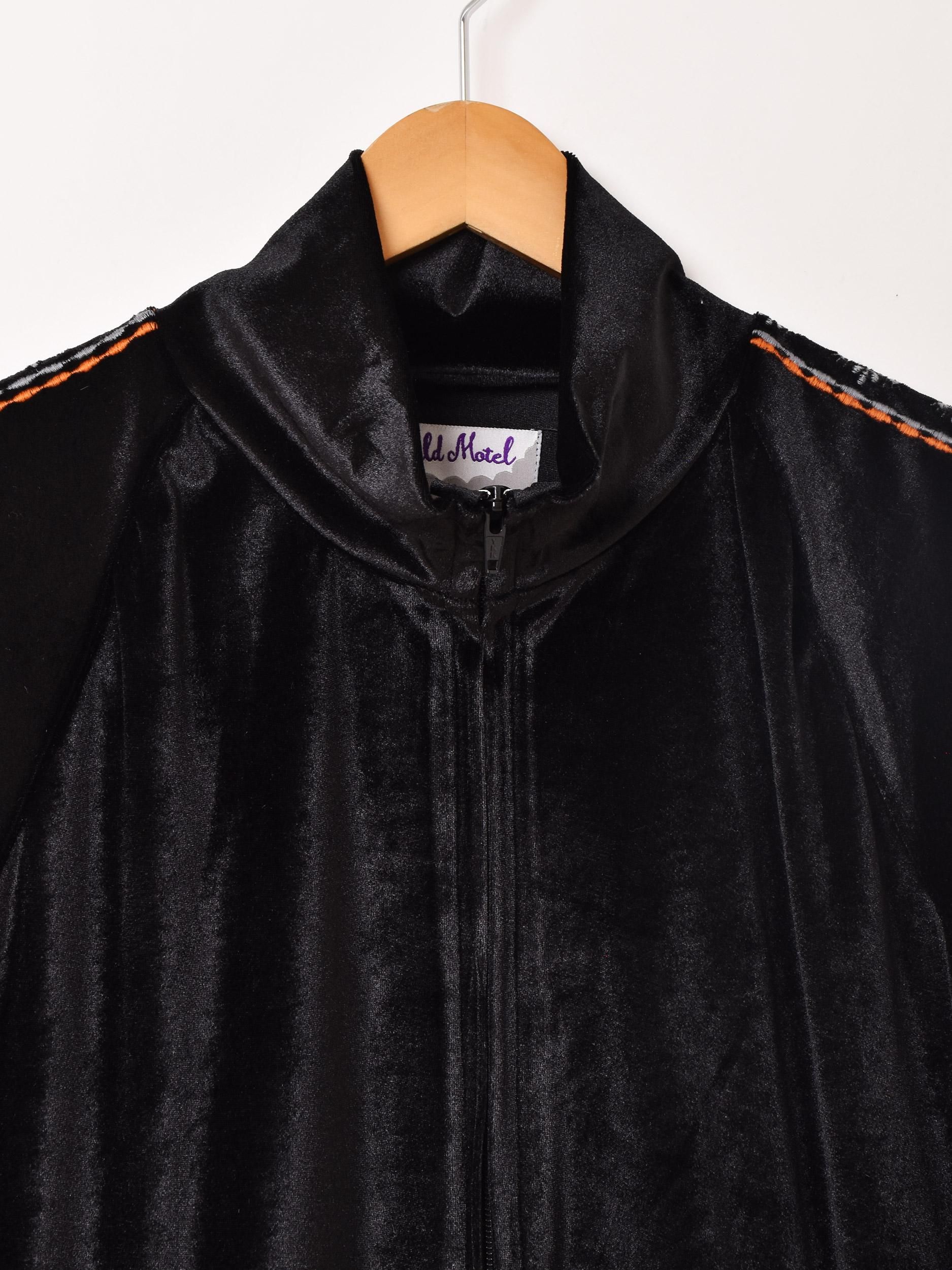 3色展開】「Emerald Motel」刺繍入り ベルベット トラックジャケット