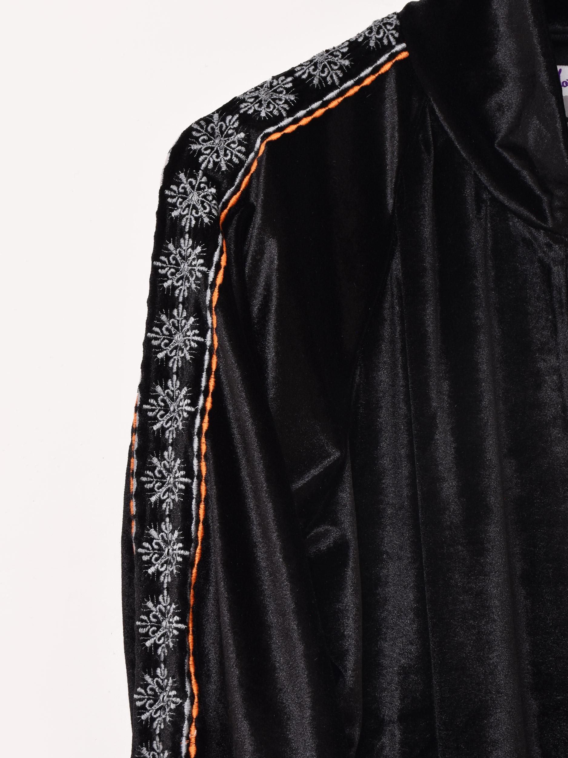 3色展開】「Emerald Motel」刺繍入り ベルベット トラックジャケット