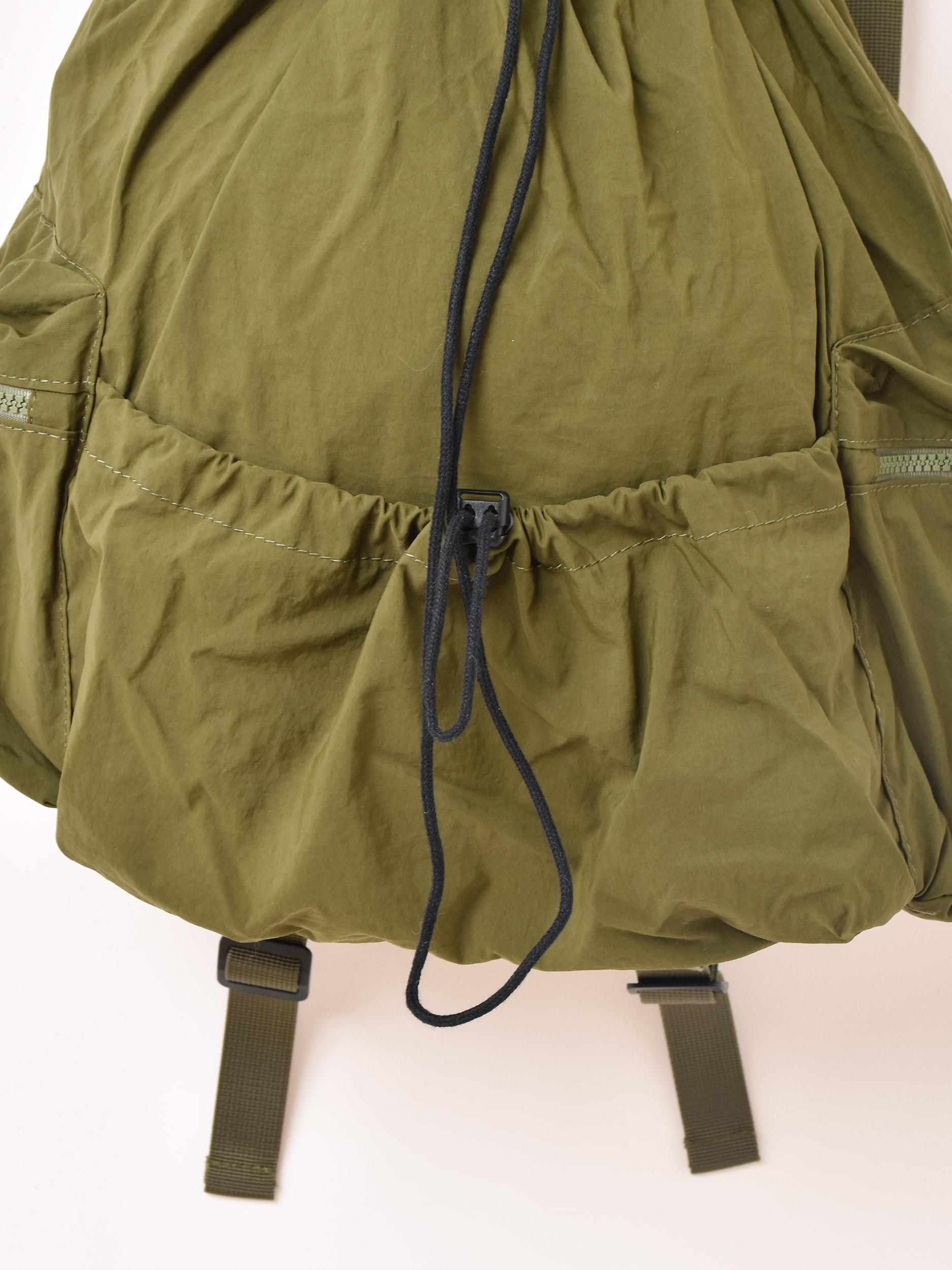 バナナマン 2023 バックパック リュックサック GRN グリーン 新品未開封 バナナマンライブ2023 グッズ EASTPAK Backpack リュック｜Yahoo