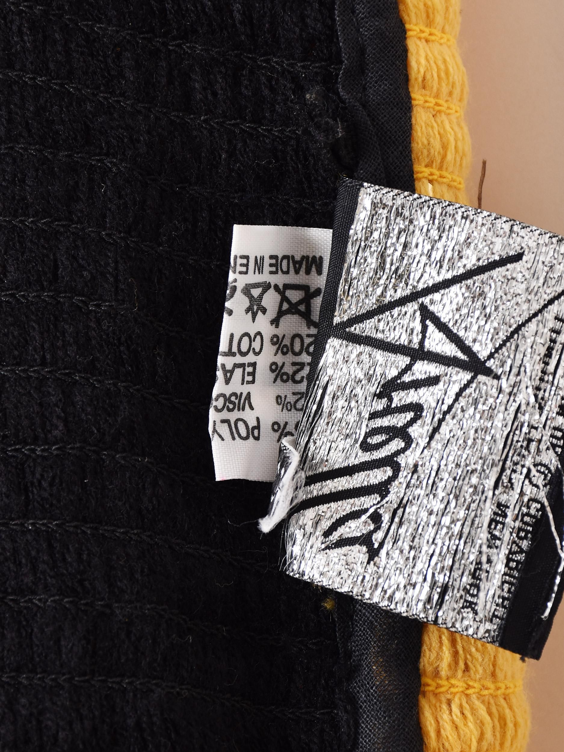 イングランド製 スパンコールキャミ | 輝くアクセント - 古着屋