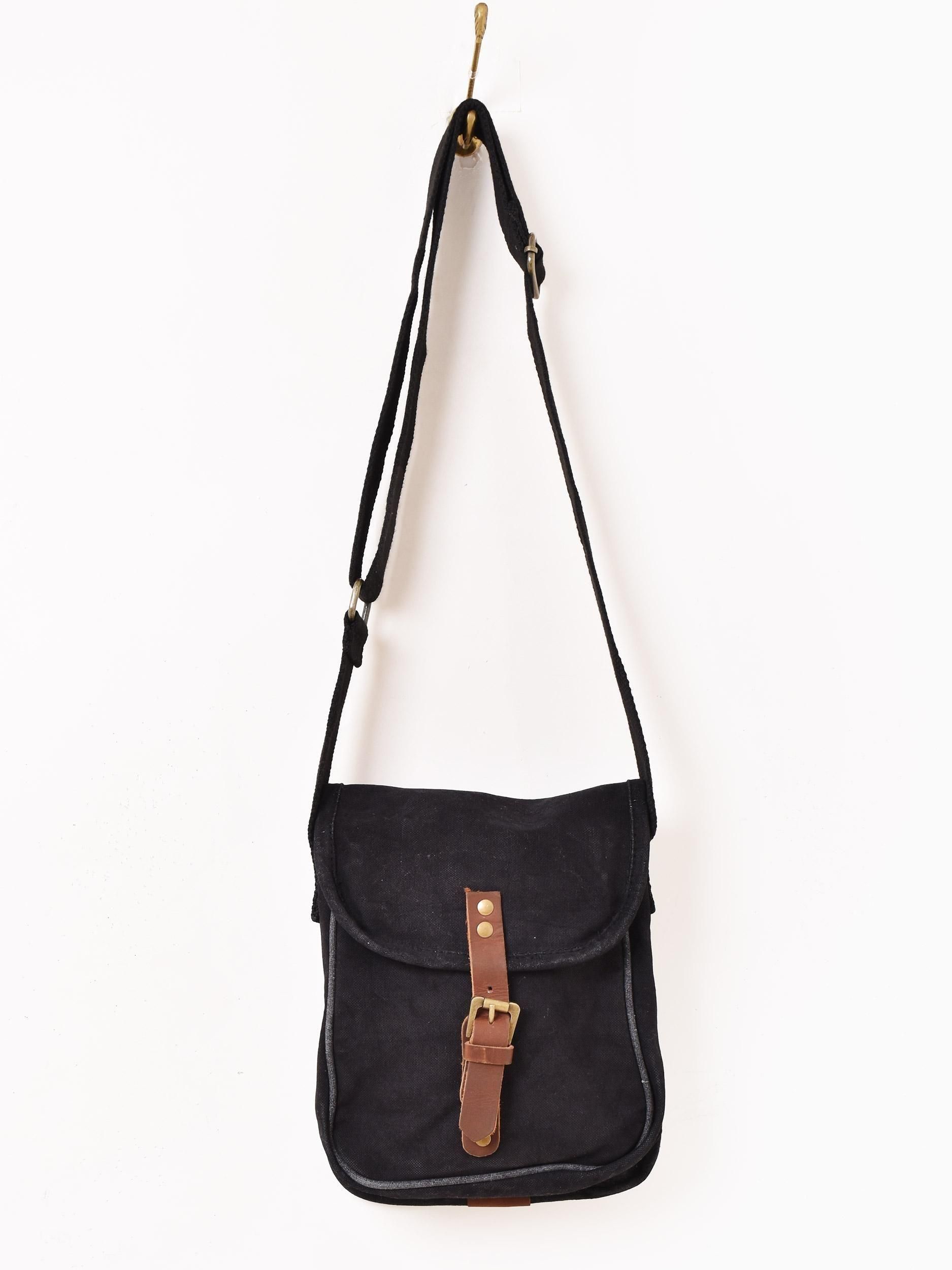 READYMADE Small Shoulder Bag ビンテージ テント リメイク ミリタリーテントのバッグ | 3色展開 - 古着屋