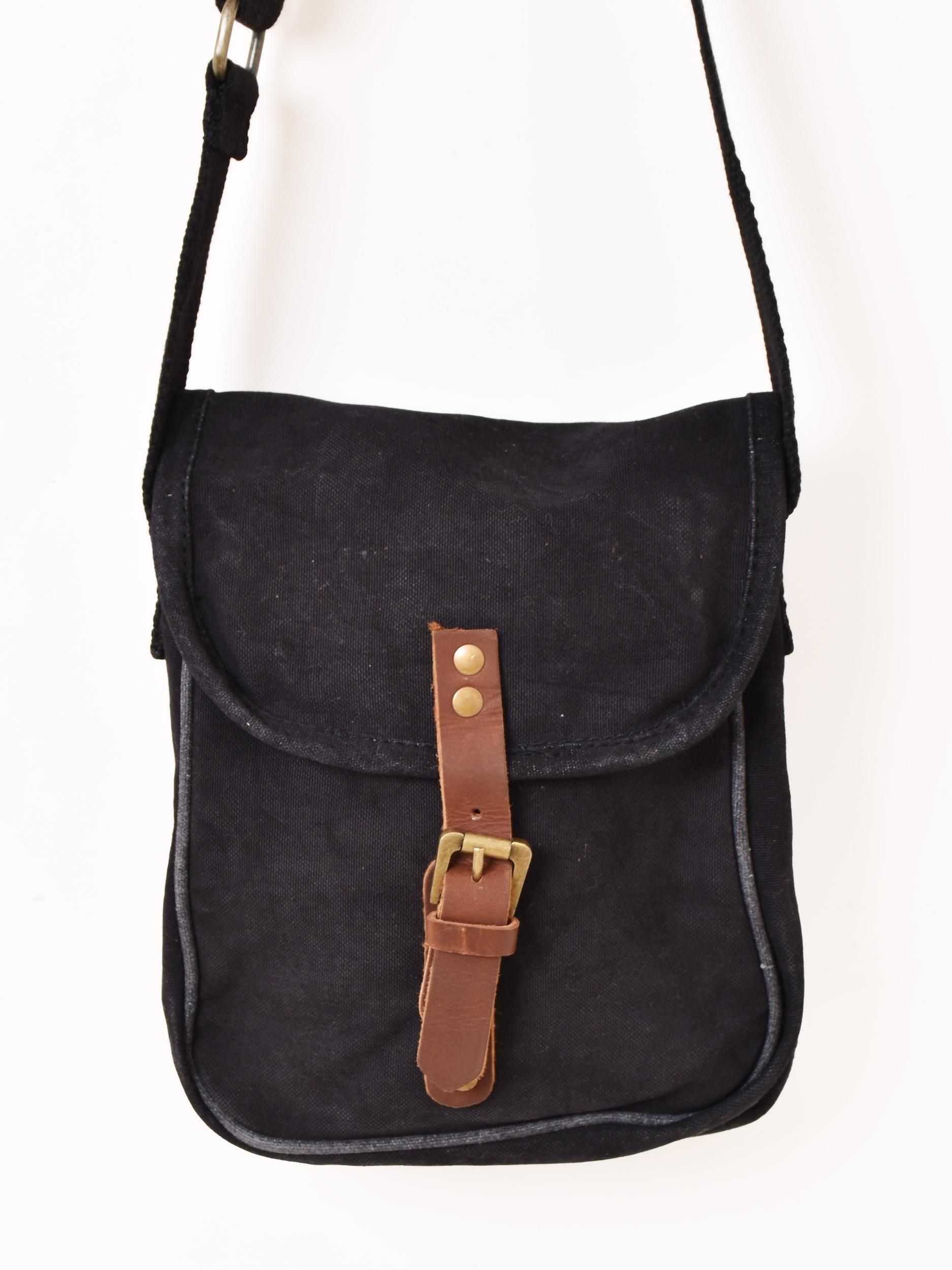 READYMADE Small Shoulder Bag ビンテージ テント Beach Bus Recycled Military Tent Shoulder Bag - Vintage