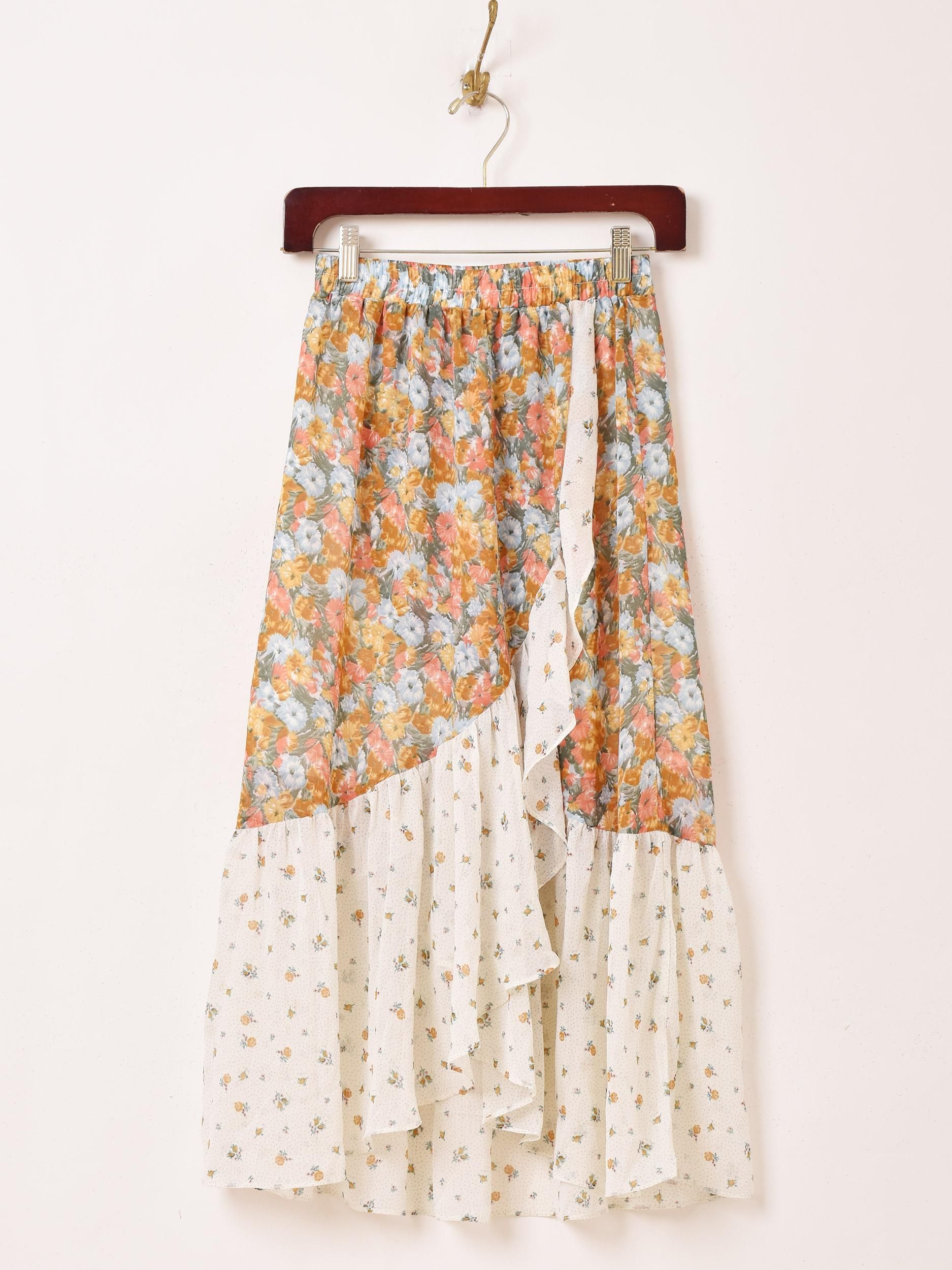 Blumarine 花柄 シルクシフォン フリルフレアスカート Blumarine 花柄 シルクシフォン フリルフレアスカート - メルカリ