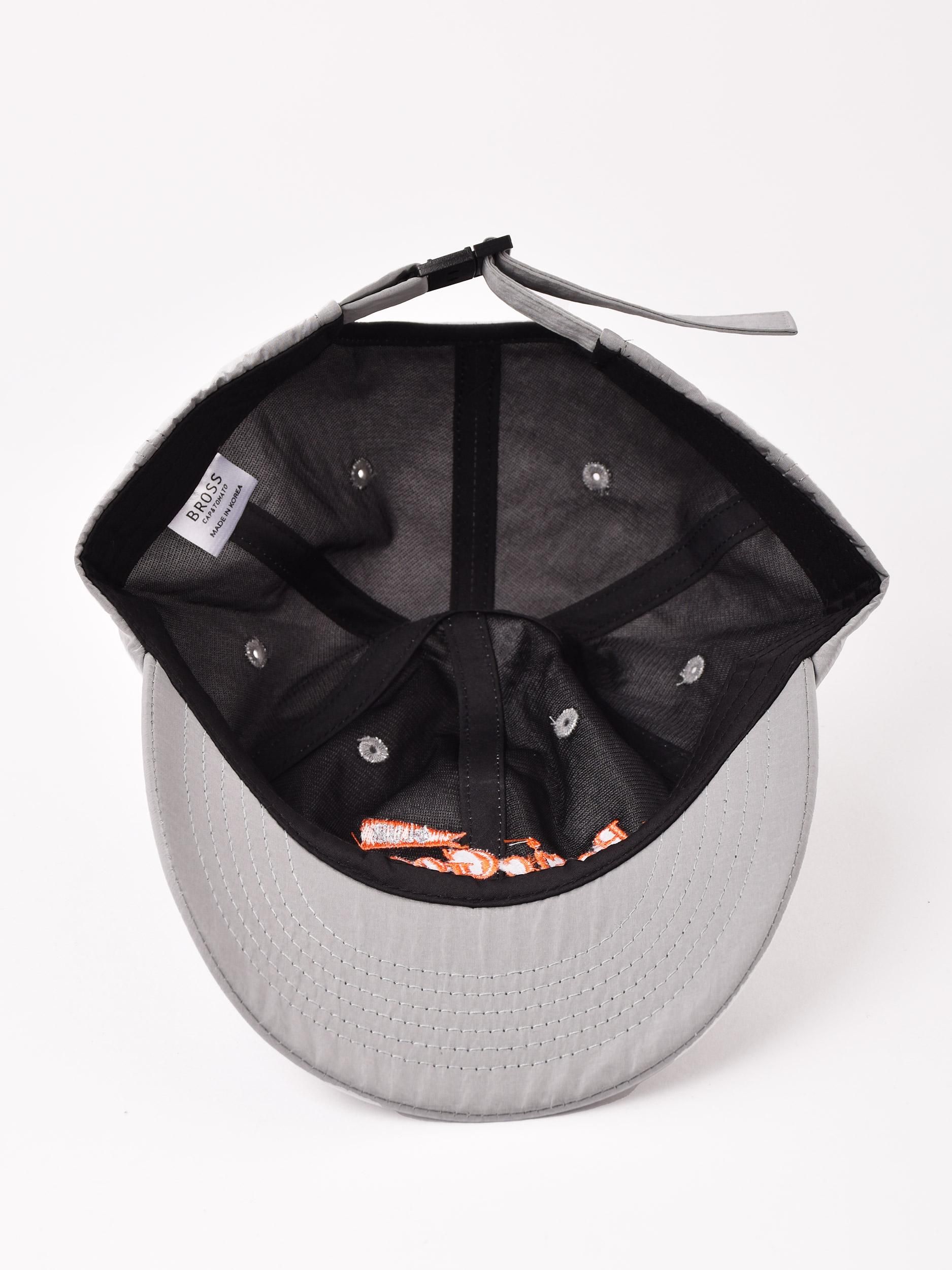 刺繍入り ナイロンキャップ「Basic Goods」 グレー - 古着屋
