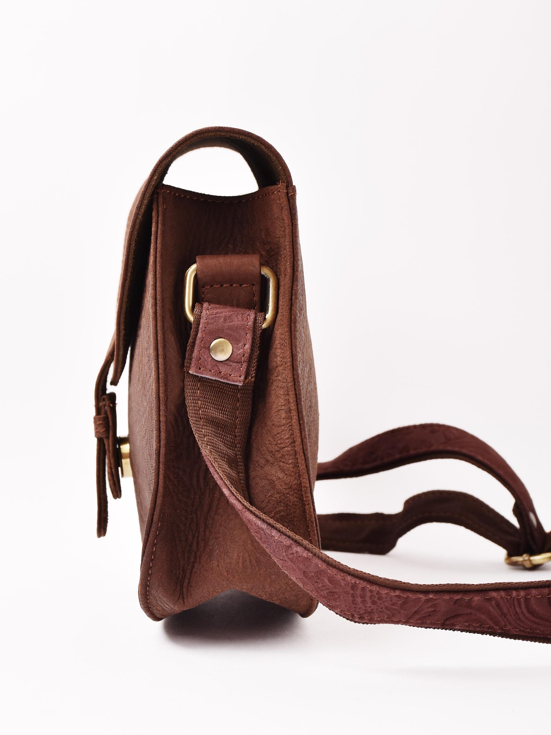 2色展開】型押し スエード ショルダーバッグ ブラウン - 古着屋