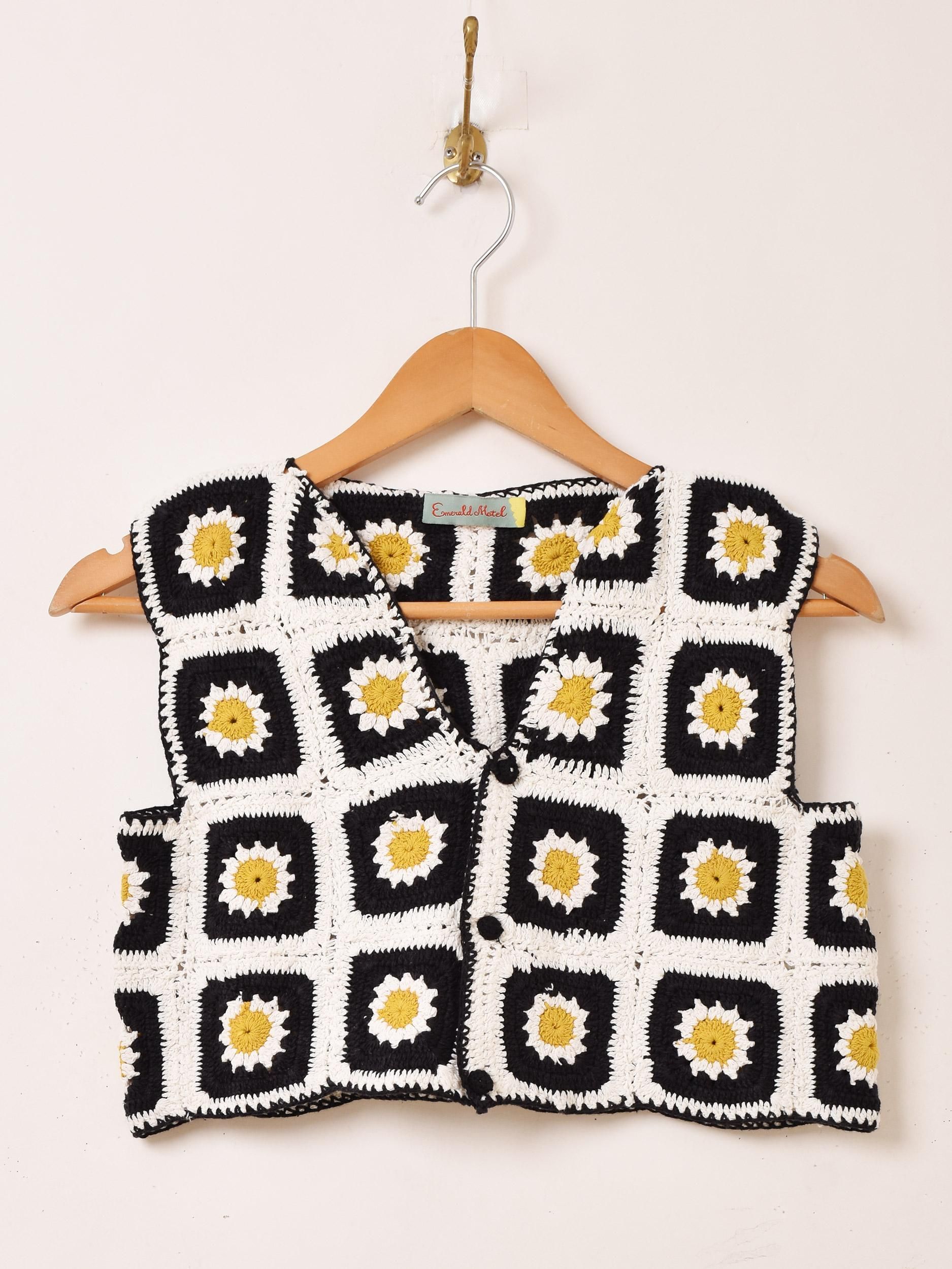 2色展開】「Emerald Motel」花柄 グラニースクエア ベスト