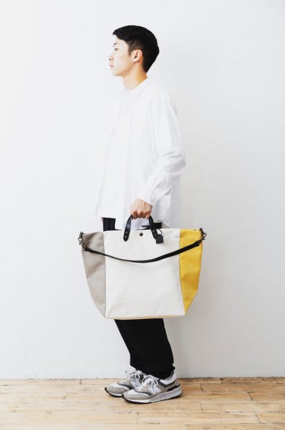 SMALL<br>BEACH BAG<br>cotton C<br>-TRICOLOR<br>＜BANANE×WHITE<br>×GALET＞