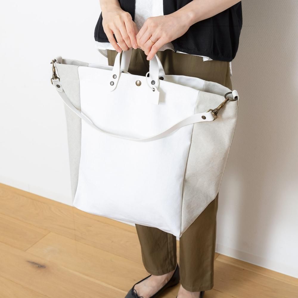BEACH BAG WHITE LEATHER ＜S＞ コットンストーンウォッシュ