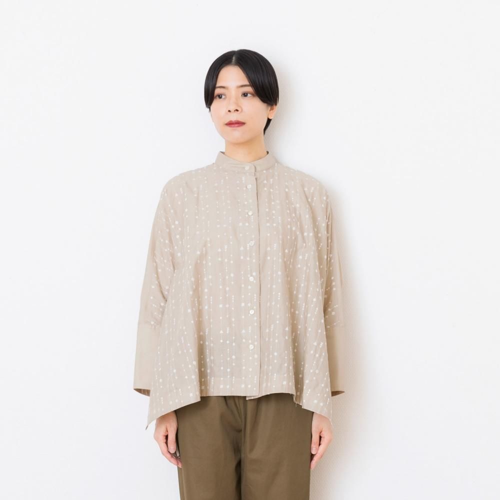 セール】刺繍スタンドカラーブラウス（シャツ/ブラウス）｜emi+