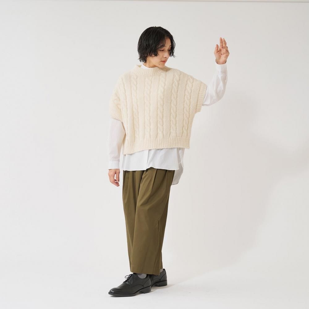 エアーアルパカ ケーブル編みベスト | ニット - STAMPS ONLINE