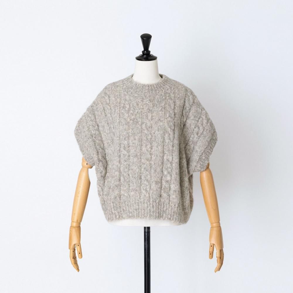 エアーアルパカ ケーブル編みベスト | ニット - STAMPS ONLINE STORE