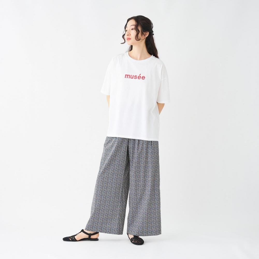 LIBERTY タックワイドストレートパンツ | おしゃれなデザイン