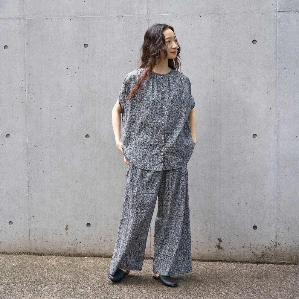 doublet グレー プリント入り ストレートパンツ doublet グレー プリント入り ストレートパンツ メンズ