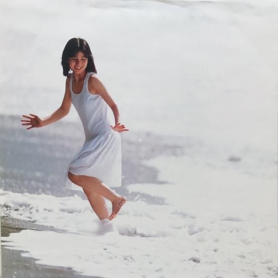 佐野量子 / 瞳にピアス EP B10 - 中古レコード通販 東京コレクターズ