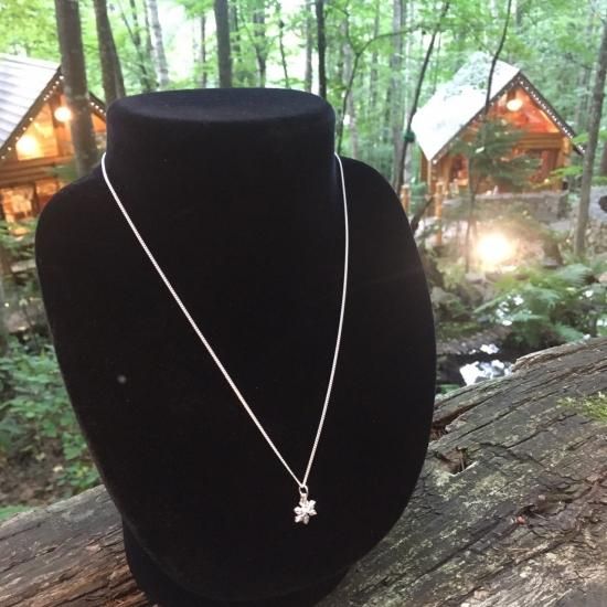 雪の結晶ネックレス＜gin010 LC-1/C-0783＞【ゆうパケット可