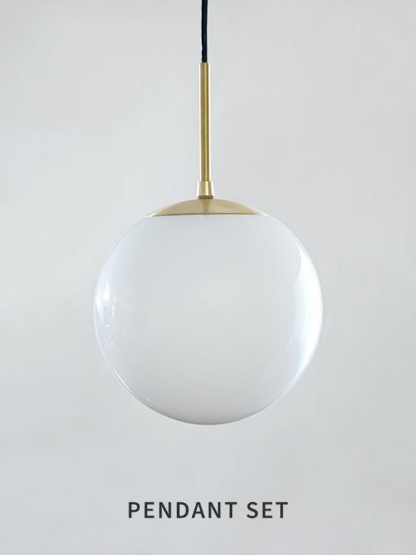 򥬥饹Τ餫ʸȿ﫤εʶ֤ˡLOSKA pendant light S white