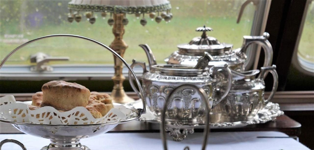 英国 ヴィクトリアンキャット アンティークス