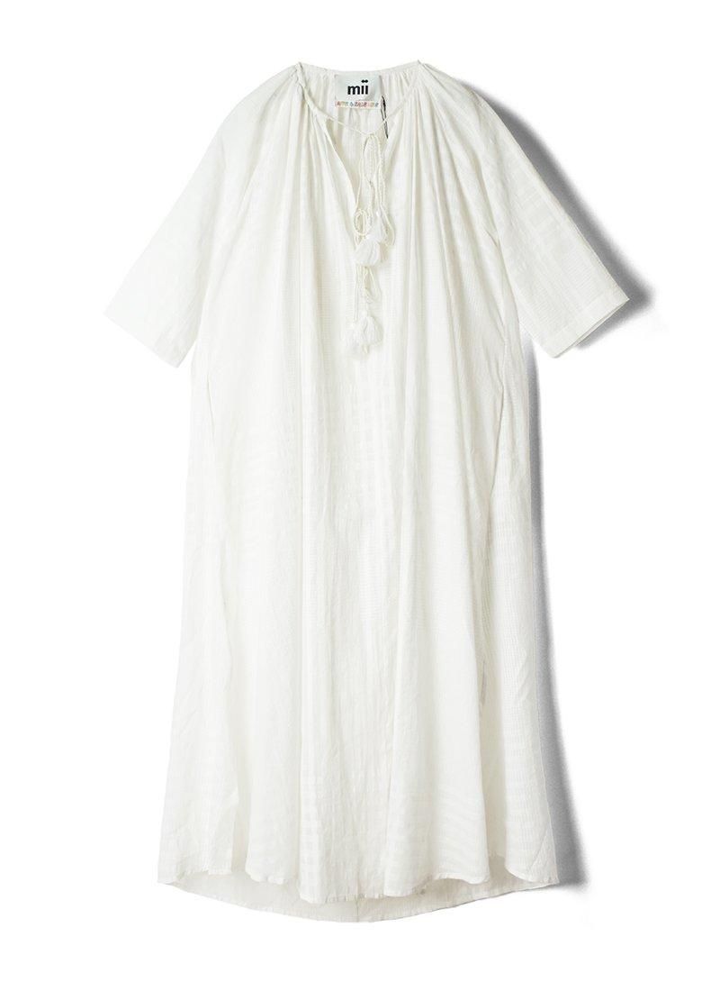 Mii Collection Hand Woven Long Djelaba (Check)