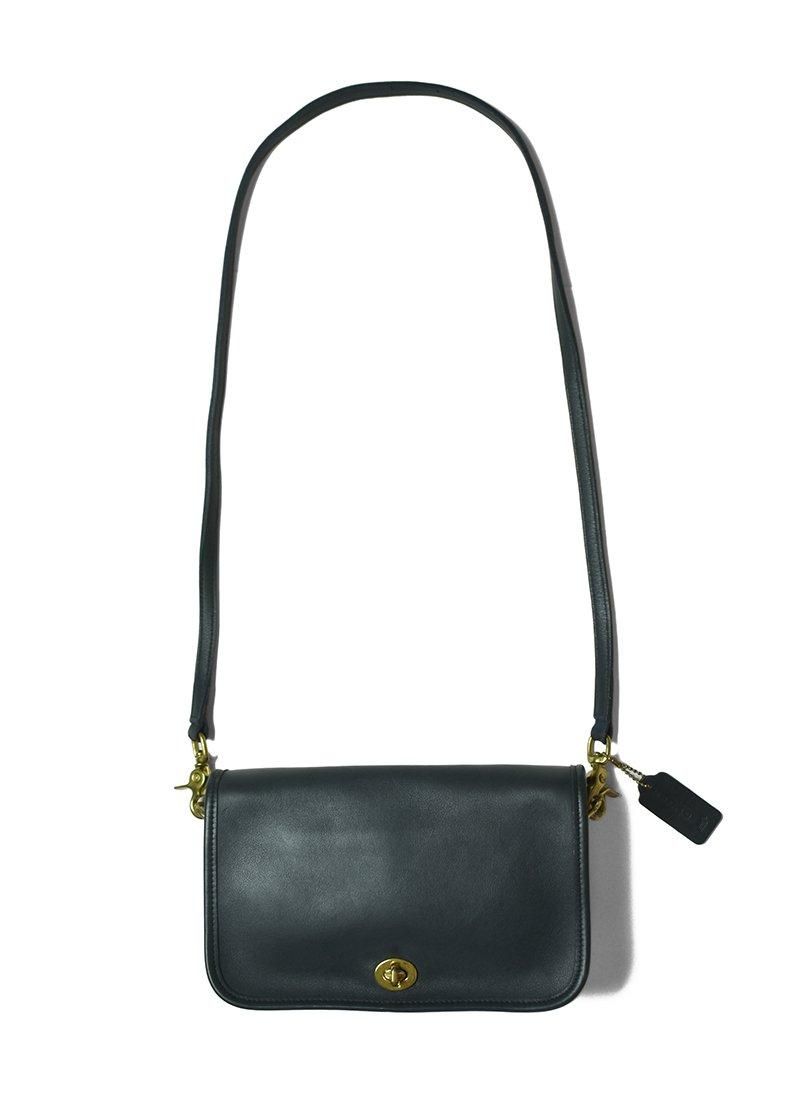 USED COACH Leather Shoulder Bag CS-19