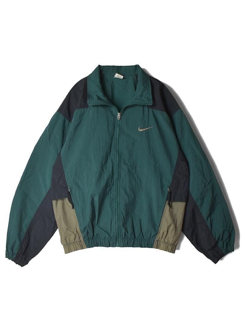 USED Nike Nylon Jacket DK-13