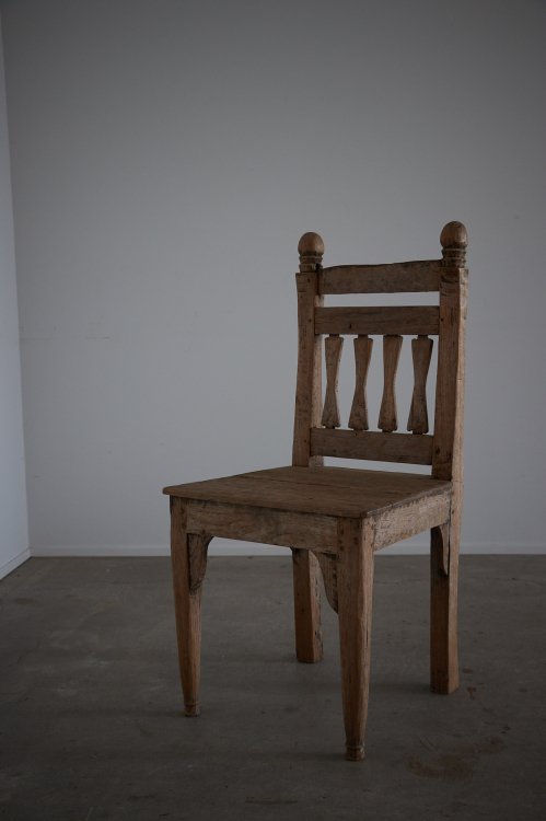 チーク材の椅子