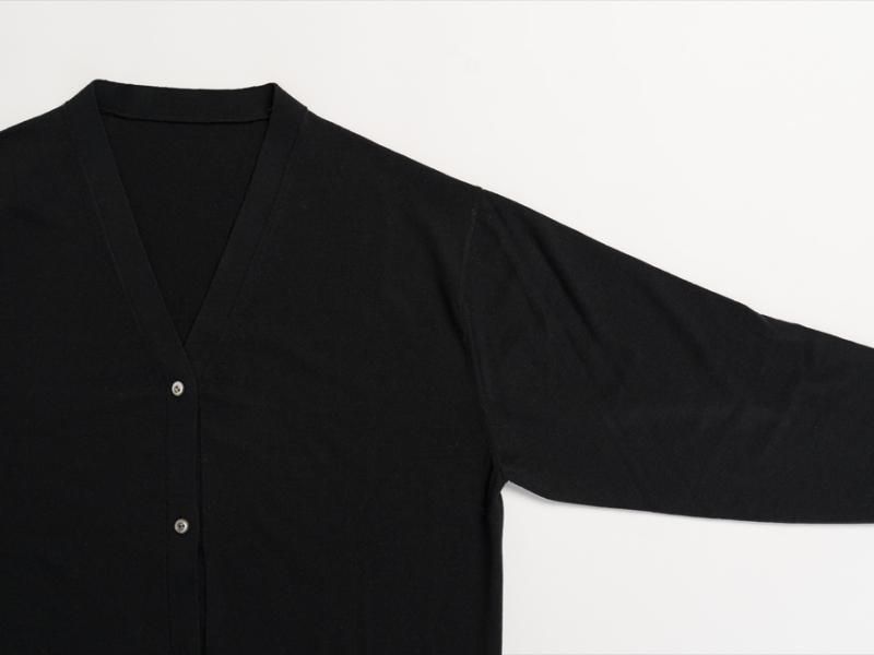 ARTS&SCIENCE ブラック Vネック カーディガン ARTS&SCIENCE V neck simple cardigan