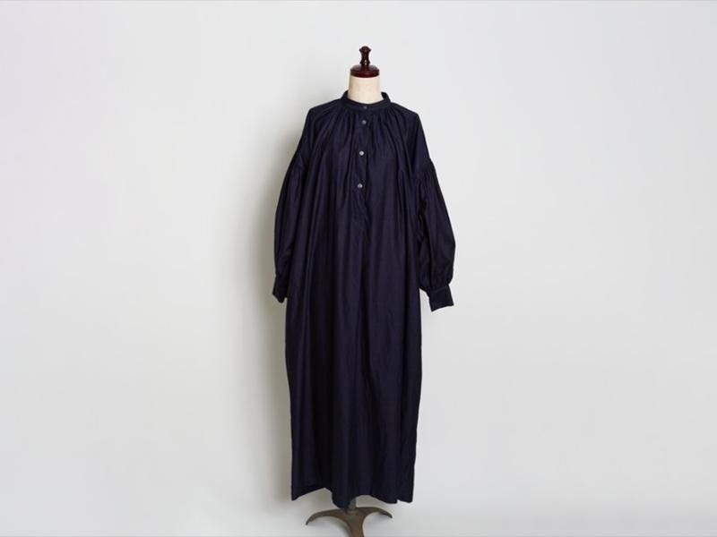 ARTS&SCIENCE Puff sleeve long gather dress - factory zoomer ARTS&SCIENCE Puff sleeve long gather dress - factory zoomer