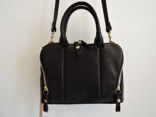 <img class='new_mark_img1' src='https://img.shop-pro.jp/img/new/icons55.gif' style='border:none;display:inline;margin:0px;padding:0px;width:auto;' />cornelian taurus by daisuke iwanagamotion MINIBlack