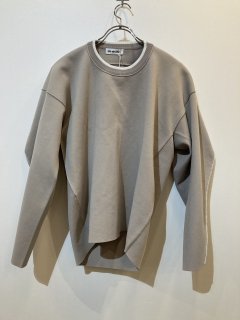 <img class='new_mark_img1' src='https://img.shop-pro.jp/img/new/icons1.gif' style='border:none;display:inline;margin:0px;padding:0px;width:auto;' />rito structure（22SS）OVERSIZED ROUNDNECK SWEATER　BEIGE　