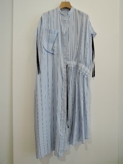 <img class='new_mark_img1' src='https://img.shop-pro.jp/img/new/icons1.gif' style='border:none;display:inline;margin:0px;padding:0px;width:auto;' />rito structure（22SS）STRIPE SHIRT DRESS　BLUE　