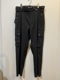 <img class='new_mark_img1' src='https://img.shop-pro.jp/img/new/icons20.gif' style='border:none;display:inline;margin:0px;padding:0px;width:auto;' />rito structure（22AW）WOOL WORKS PANTS WITH BELT　BLACK　　