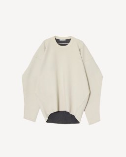 <img class='new_mark_img1' src='https://img.shop-pro.jp/img/new/icons20.gif' style='border:none;display:inline;margin:0px;padding:0px;width:auto;' />rito structure22AWOVERSIZED ROUND NECK SWEATERWHITE