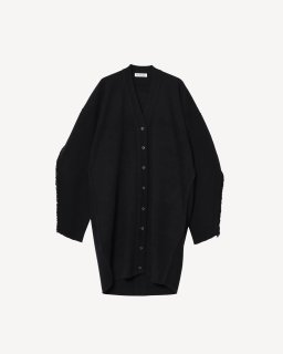 <img class='new_mark_img1' src='https://img.shop-pro.jp/img/new/icons1.gif' style='border:none;display:inline;margin:0px;padding:0px;width:auto;' />rito structure（22AW） WOOL V NECK FRINGE KNIT CARDIGAN　BLACK　　