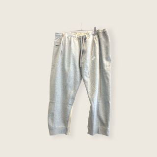<img class='new_mark_img1' src='https://img.shop-pro.jp/img/new/icons5.gif' style='border:none;display:inline;margin:0px;padding:0px;width:auto;' />BLESS（22AW） OVERJOGGINGJEANS beige/grey　