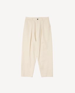 <img class='new_mark_img1' src='https://img.shop-pro.jp/img/new/icons20.gif' style='border:none;display:inline;margin:0px;padding:0px;width:auto;' />　rito structure(23SS) Organic Cotton Denim Pants　IVORY