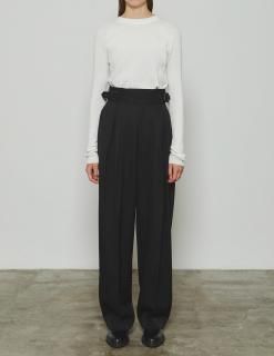 <img class='new_mark_img1' src='https://img.shop-pro.jp/img/new/icons14.gif' style='border:none;display:inline;margin:0px;padding:0px;width:auto;' />THE RERACS (25FW) THE GURKHA(BLACK)