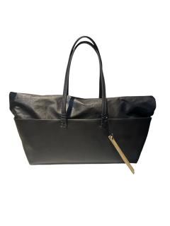 <img class='new_mark_img1' src='https://img.shop-pro.jp/img/new/icons14.gif' style='border:none;display:inline;margin:0px;padding:0px;width:auto;' />cornelian taurus by daisuke iwanaga OGATA TOTE S/COW/BLACK