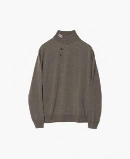 <img class='new_mark_img1' src='https://img.shop-pro.jp/img/new/icons14.gif' style='border:none;display:inline;margin:0px;padding:0px;width:auto;' />IRENISA (25AW)WOOL HIGHNECK KNIT PULLOVER /STONE GRAY