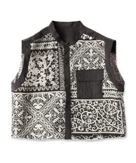 <img class='new_mark_img1' src='https://img.shop-pro.jp/img/new/icons61.gif' style='border:none;display:inline;margin:0px;padding:0px;width:auto;' />Lace Collage Shirt