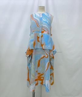 <img class='new_mark_img1' src='https://img.shop-pro.jp/img/new/icons41.gif' style='border:none;display:inline;margin:0px;padding:0px;width:auto;' />SampleFront Square Dress