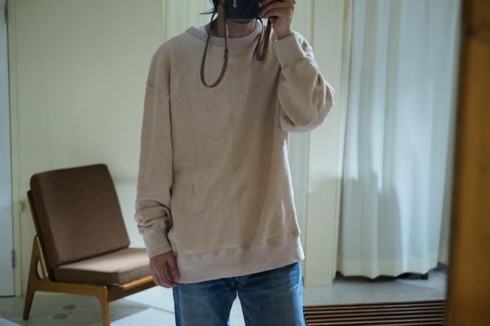 NICENESS DANNY 丸銅スウェットプルオーバー OATMEAL